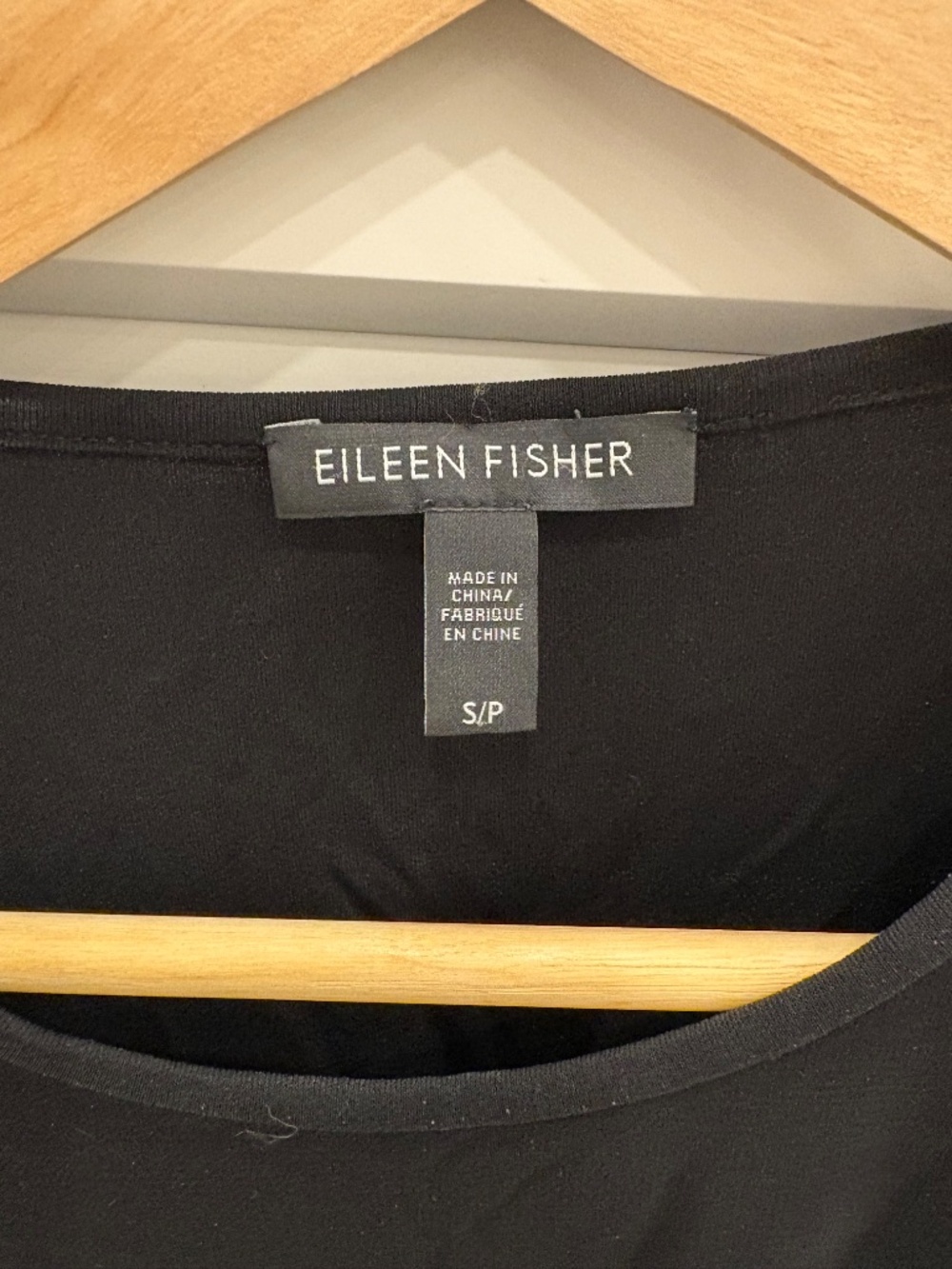 Eileen Fisher Stretch Silk Jersey Crew Neck Top - size S - Picture 4 of 4
